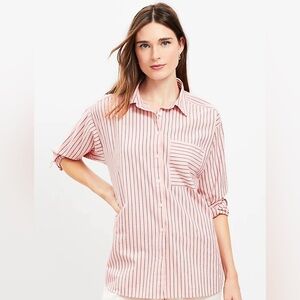 ✨BRAND NEW✨ w/out tags Loft pink and gray button down size small!